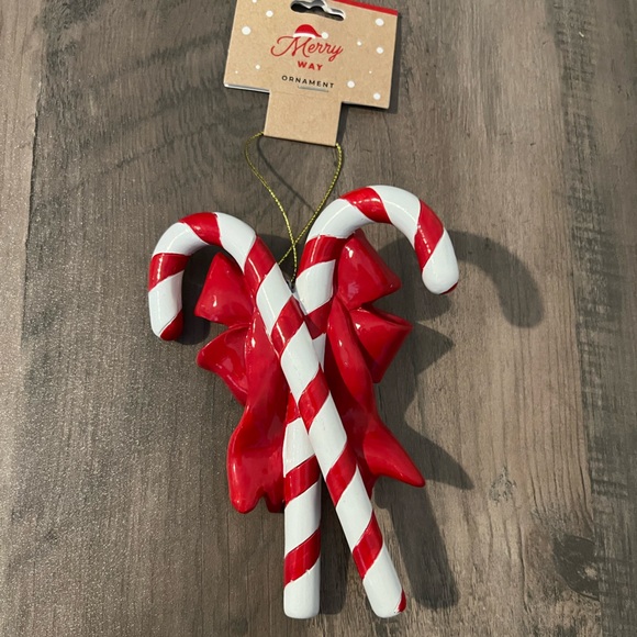 NEW Home Goods TjMaxx Candy Cane W/ Red Bow Ribbon Resin Christmas Tree Ornament - Picture 9 of 9